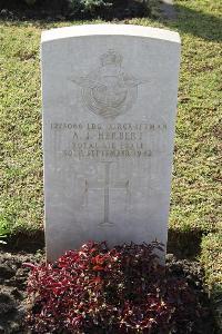 Ismailia War Memorial Cemetery - Herbert, Alfred James
